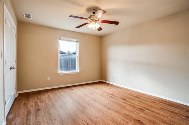 Building Photo - 811 E College St