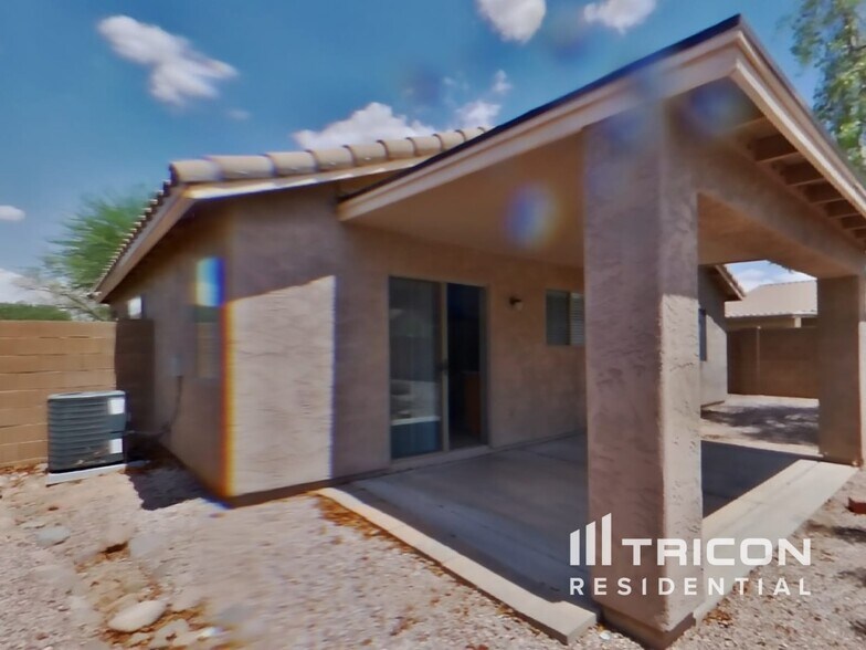 Building Photo - 30610 N Coral Bean Dr