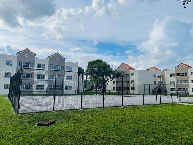 Building Photo - 6135 NW 186th St