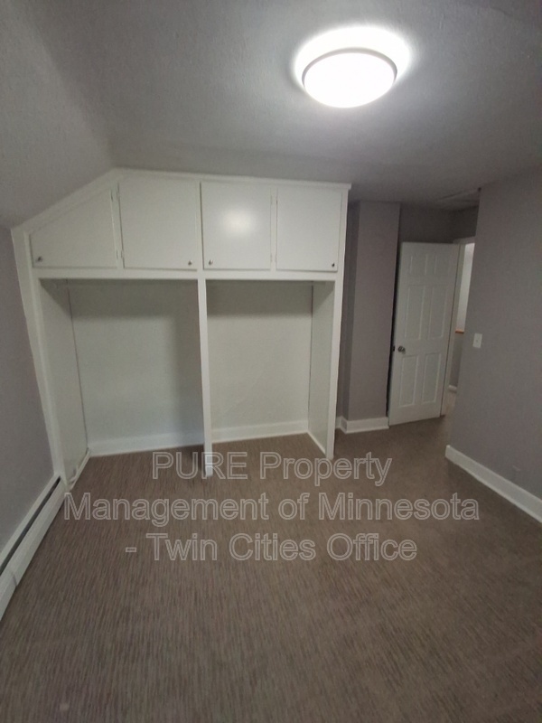 Building Photo - 1212 Sibley St
