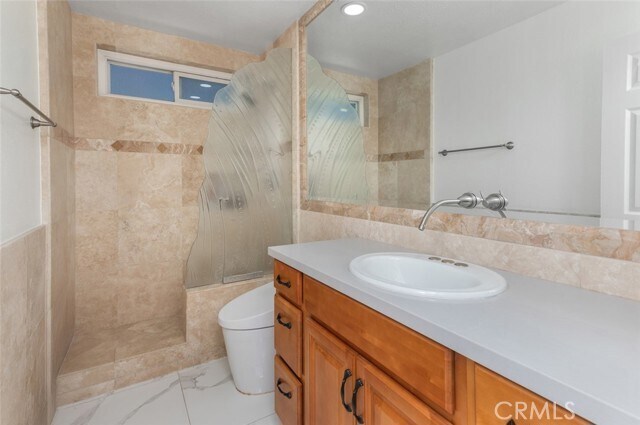 Building Photo - 4 Bayview