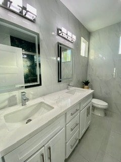Building Photo - 5272 Barcelona Cir
