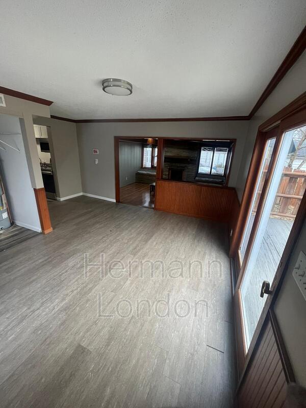 Building Photo - 30 St Celeste Dr