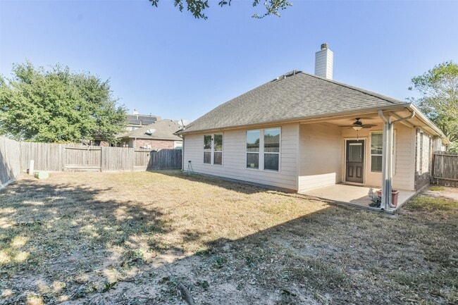 Building Photo - 15303 Paxton Landing Ln