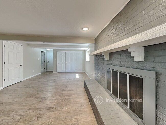 Building Photo - 3345 E 128th Pl