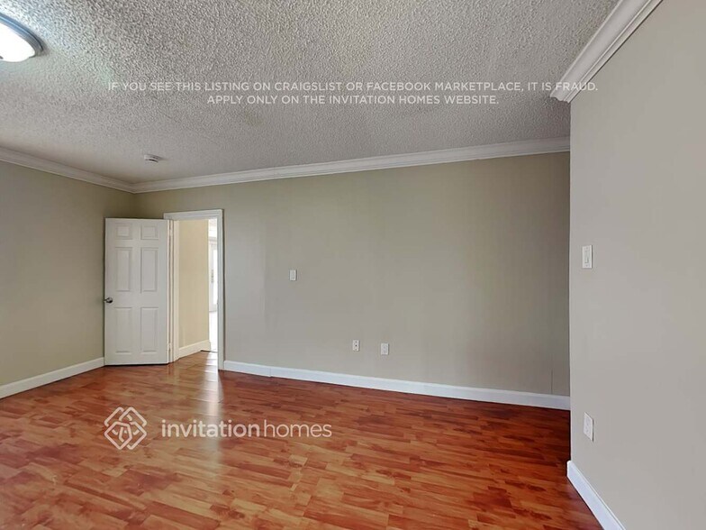 Building Photo - 14867 SW 56th Terrace