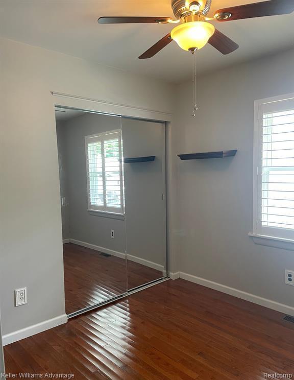 Building Photo - 2520 Greenlawn Ave