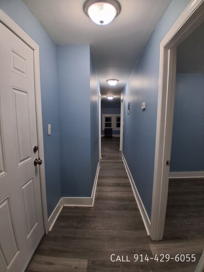 Building Photo - 314 S 2nd Ave