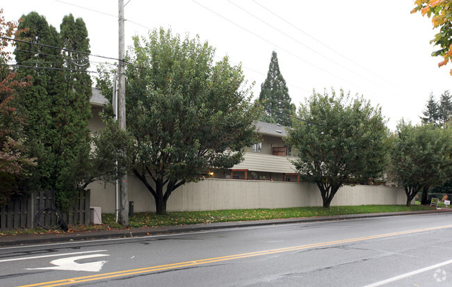 Building Photo - Suncrest Apartments