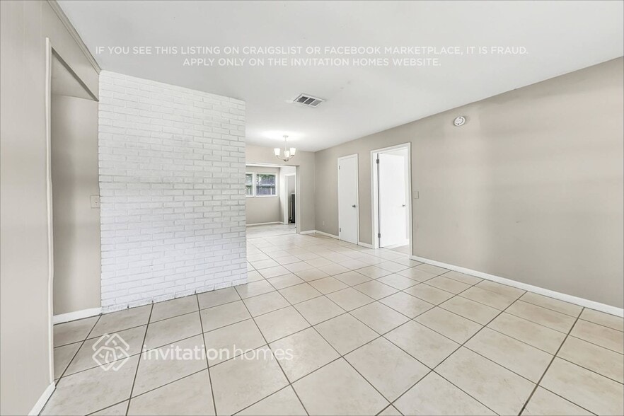 Building Photo - 6005 Murray Hill Dr
