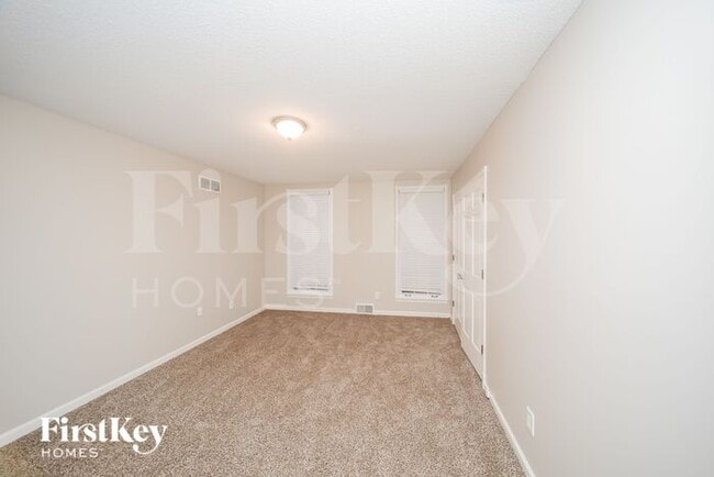 Building Photo - 7270 Stamford Dr