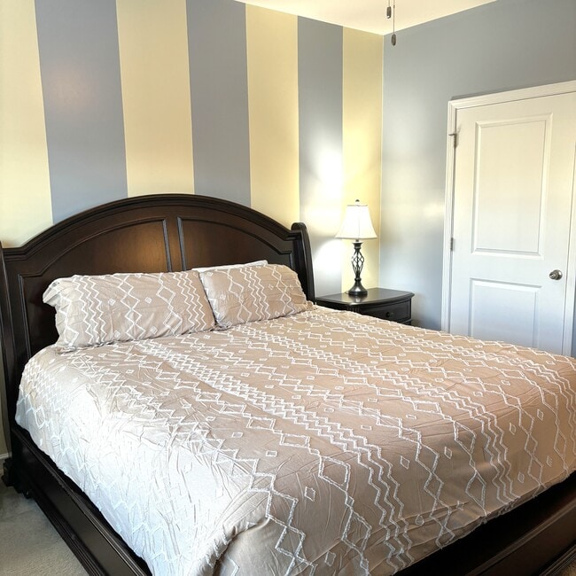 Building Photo - 6253 Catalina Dr