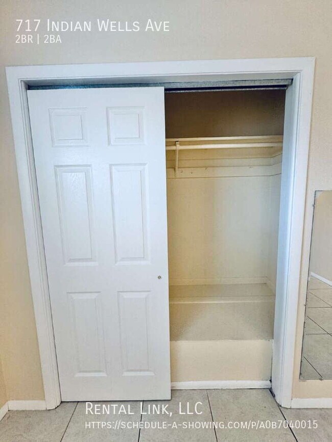 Building Photo - 717 Indian Wells Ave