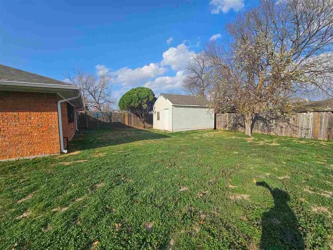 Building Photo - 2307 NW Terrace Hills Blvd