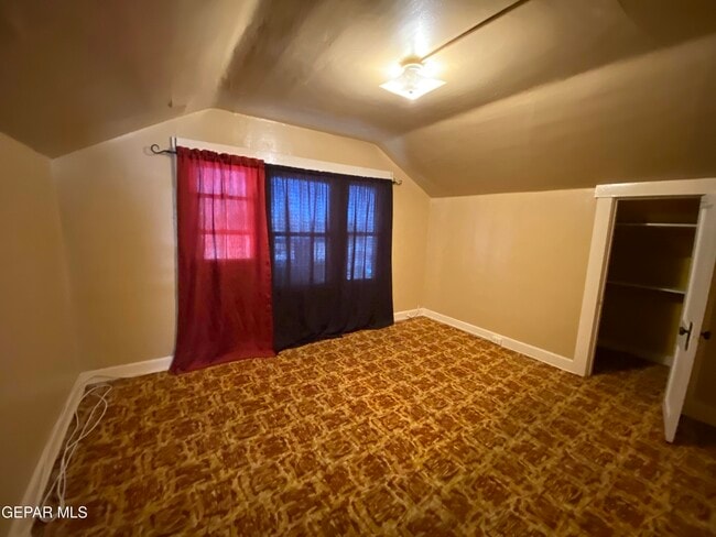 Building Photo - 3211 Tularosa Ave