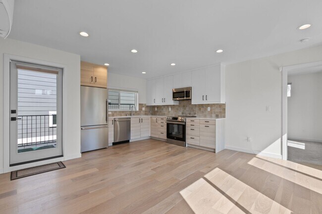 Building Photo - 8332 26th Ave NW