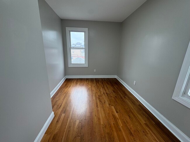 Building Photo - 3724 Liberty Ave