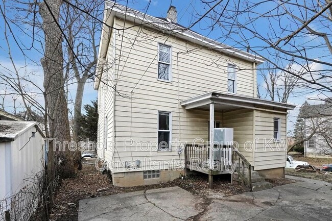 Building Photo - 60 E Patterson Ave