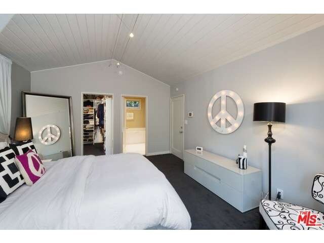 Building Photo - 8618 Appian Way