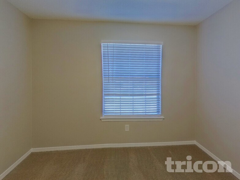 Building Photo - 5620 Oregon Trail Ct