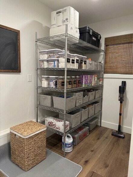 Building Photo - 22374 Glenwood Dr