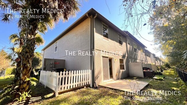 Building Photo - 331 Freedom's Ring Dr