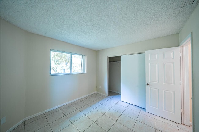 Building Photo - 3453 NW 44th St