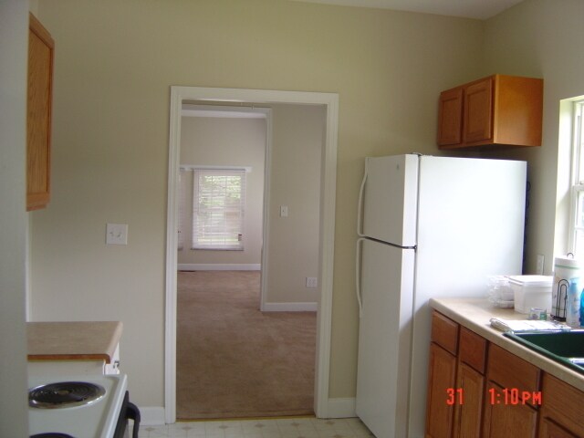 Building Photo - Great 3 Bedroom home near UNCG!