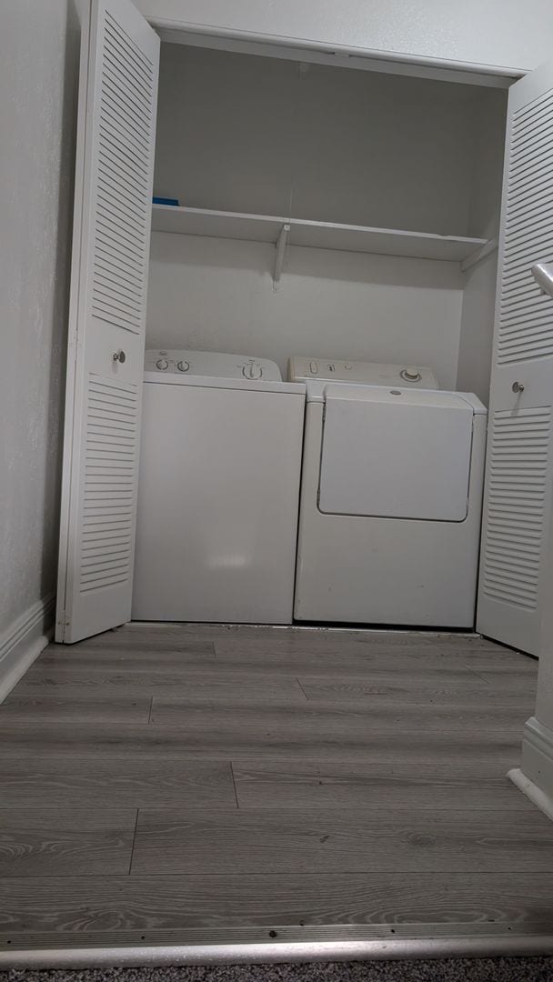 Building Photo - Two Bedrooms with terrace and fenced patio. Move in Special: Move before February 28th. for a sec...