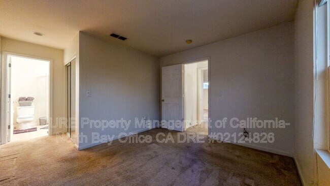 Building Photo - 2024 Northfield Dr