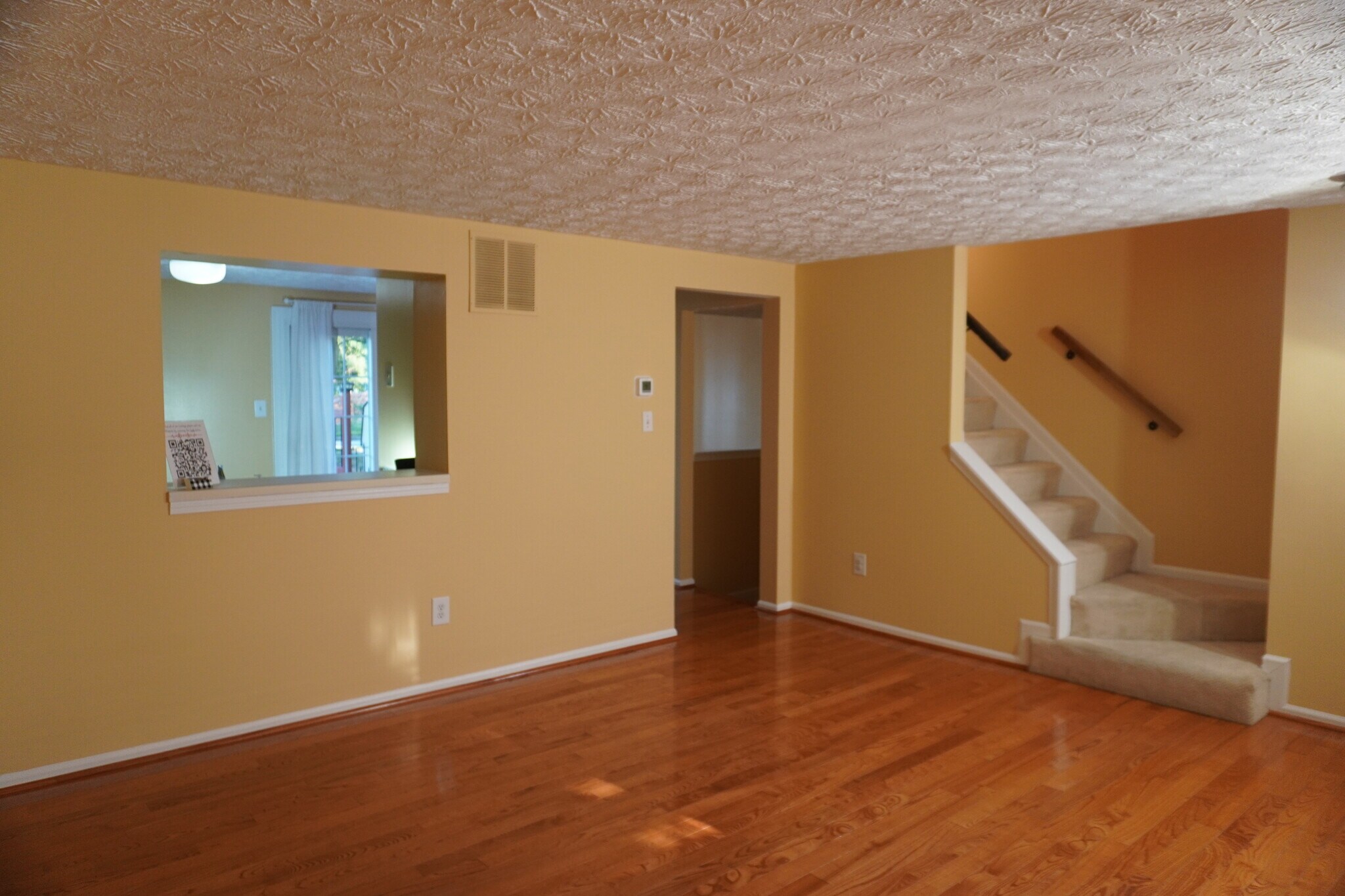 Building Photo - 37 Trailwood Rd