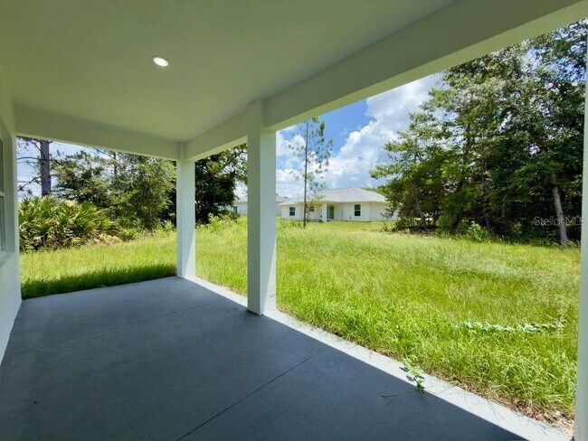 Building Photo - 15775 SW 59th Avenue Rd