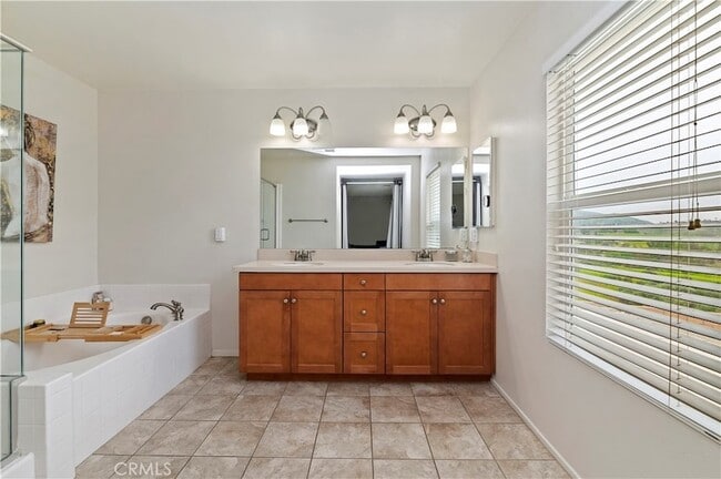 Building Photo - 10052 Greenhorn Ct