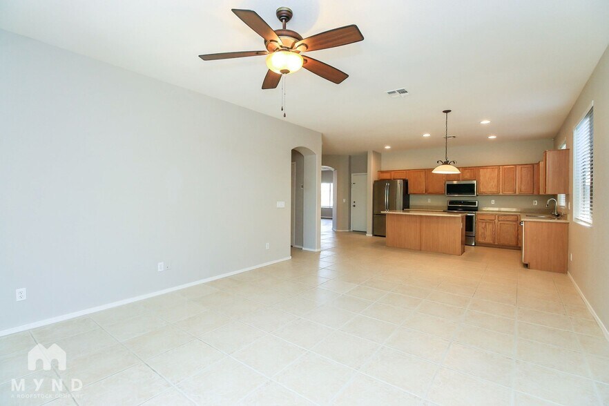 Building Photo - 4053 S Shady Ct