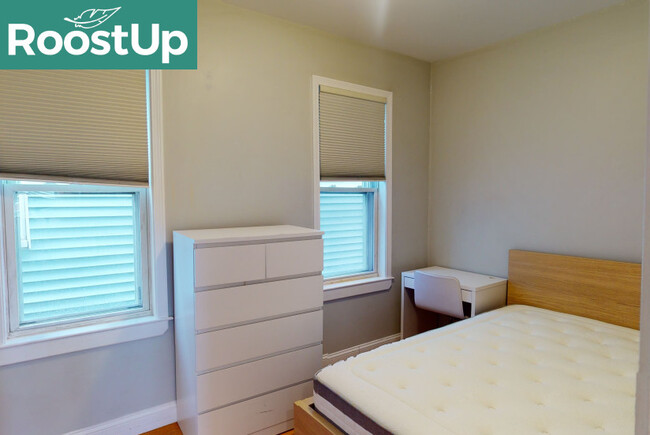 Building Photo - Furnished Private Bedroom in East Boston