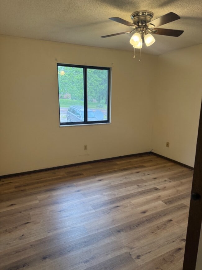 Building Photo - 3229 Cassidy Rd