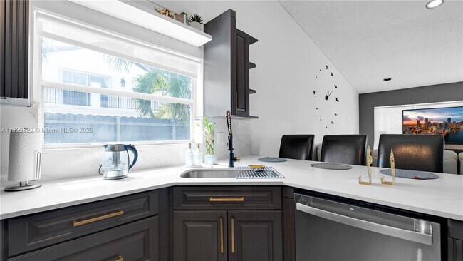 Building Photo - 8356 SW 158th Ave