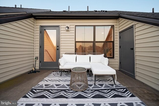 Building Photo - 5509 Valmarana Way