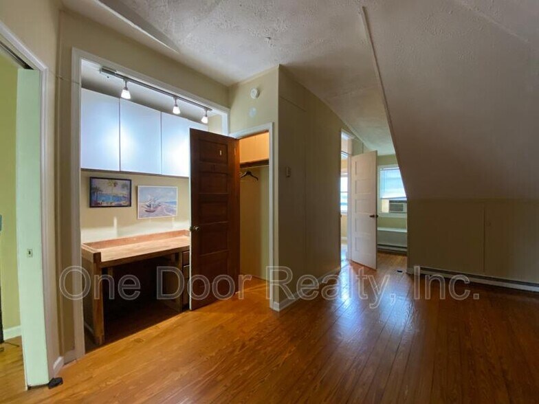 Building Photo - 1107 B Richmond Rd