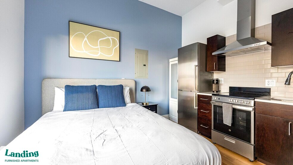 Building Photo - 135 Adams St