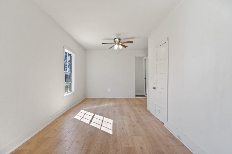 Building Photo - 1312 S Grand Ave