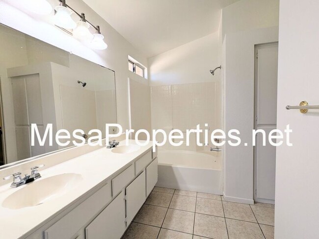 Building Photo - 15635 Desert Springs Dr