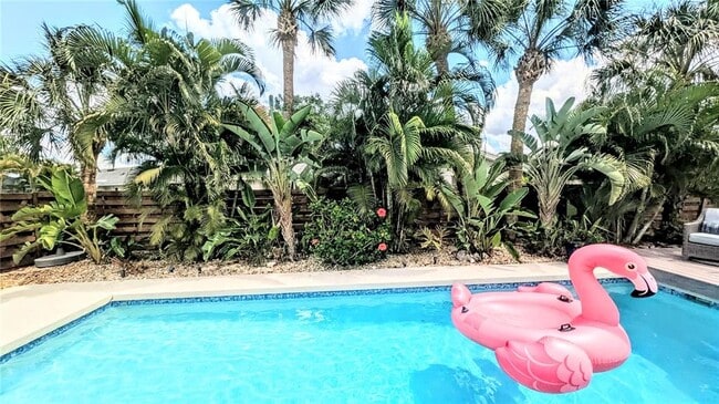 Building Photo - 7477 Mariana Dr