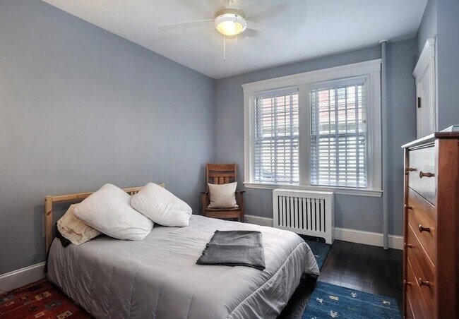 Building Photo - 4 Washington Ave