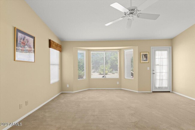 Building Photo - 4326 E Rancho Tierra Dr