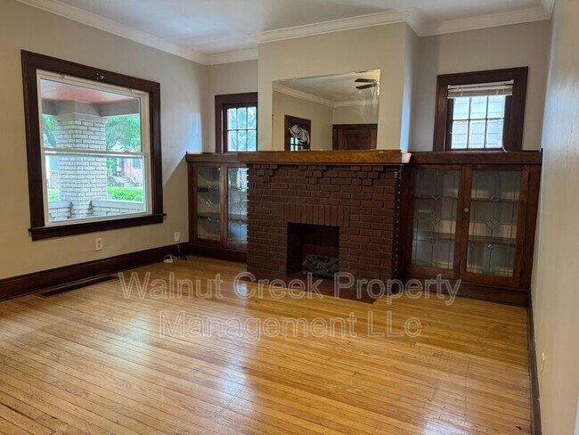 Building Photo - 17812 E Park Dr