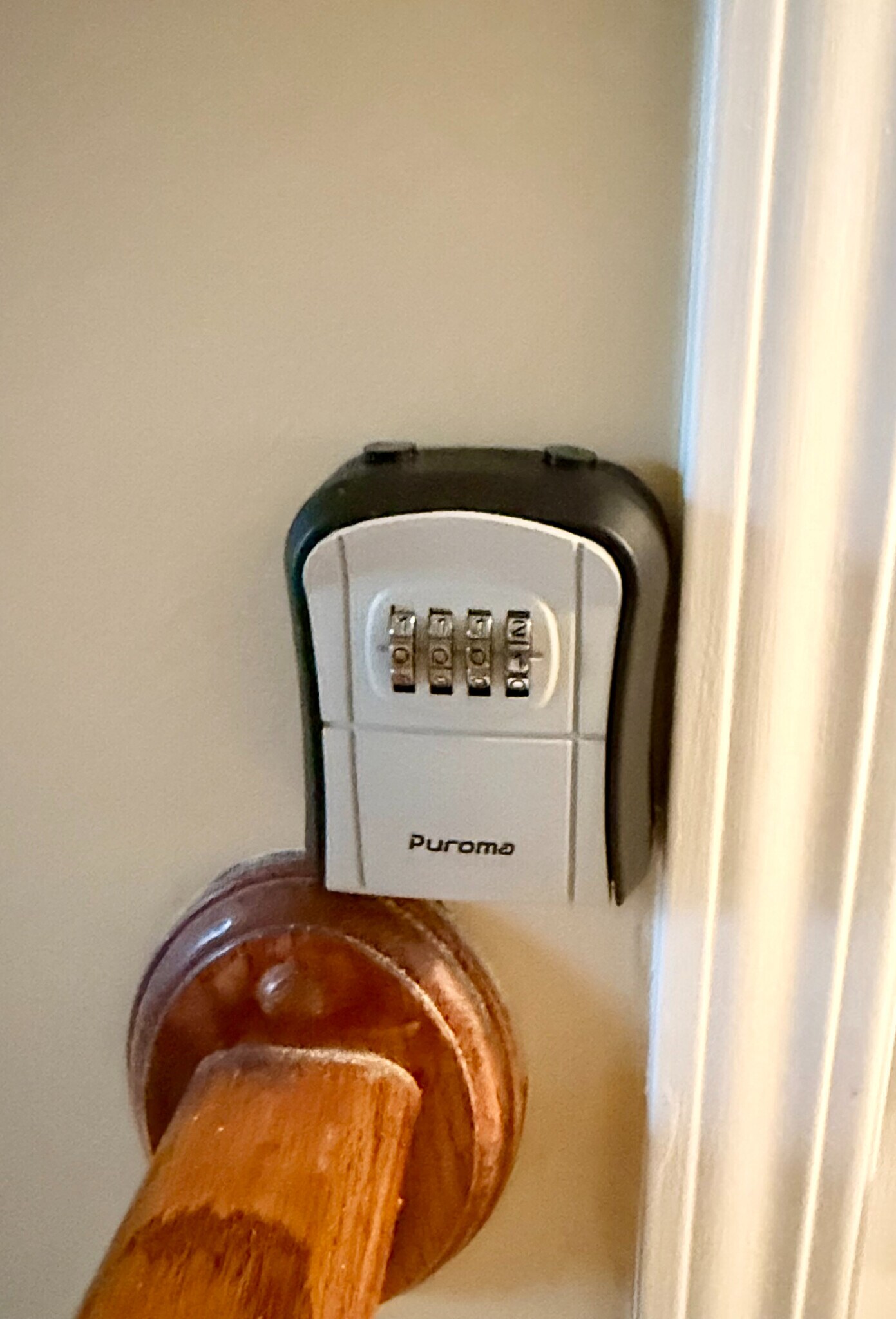 Building Photo - Room in House on Arbor Vista Dr