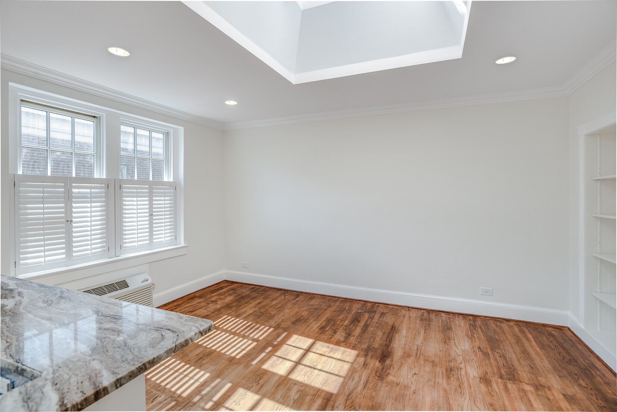 Building Photo - 2410 20th St NW
