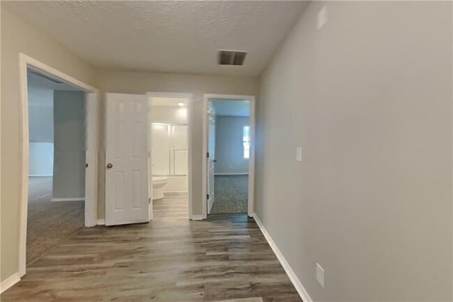 Building Photo - 5025 Bent Creek Ct
