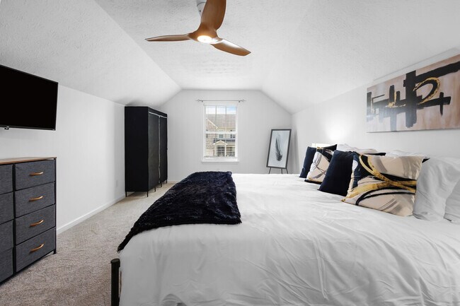 Building Photo - 13847 Catalina Dr